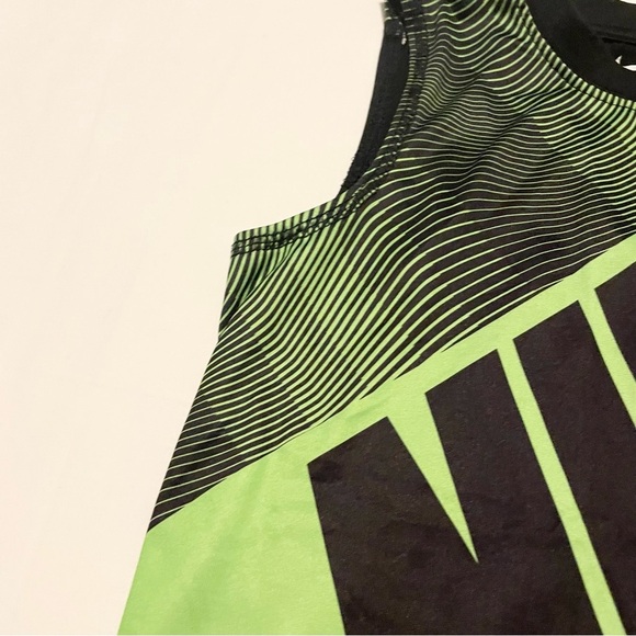 Nike Kids Boys Sleeveless Top Size 6 5-6 Years - Picture 6 of 14